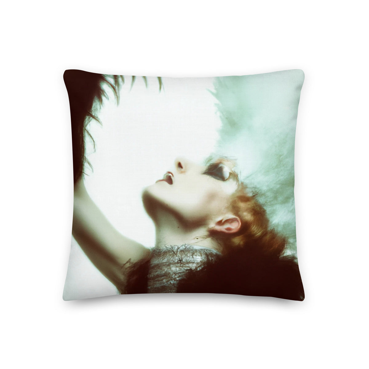 Follie Premium Pillow